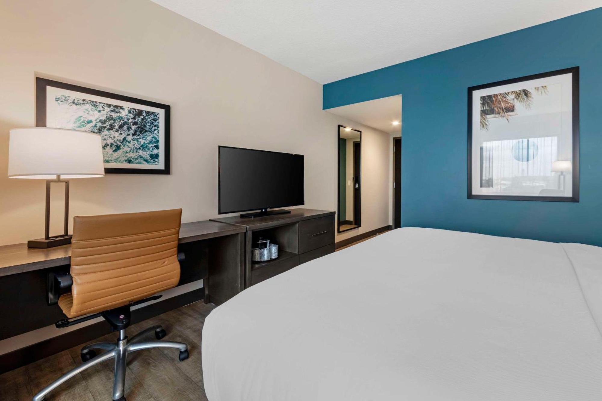 Comfort Inn & Suites Miami International Airport Miami Springs Exterior foto